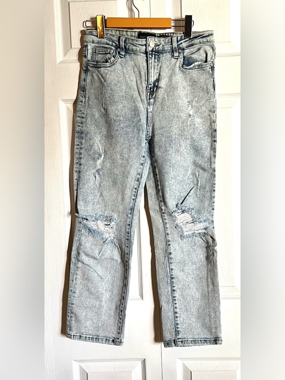 Kendall + Kylie The Icon High Straight Distressed Jeans Size 9 / 29
